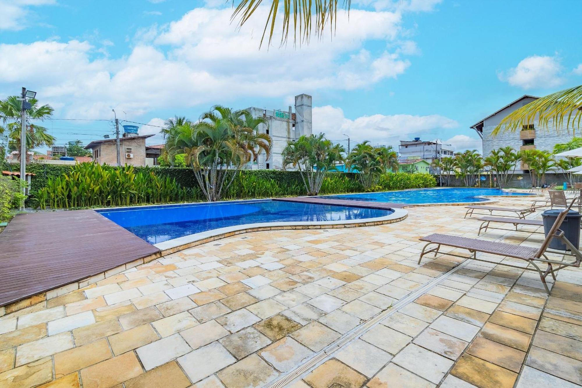 Laguna #108 - Flat Com Jardim Por Carpediem *